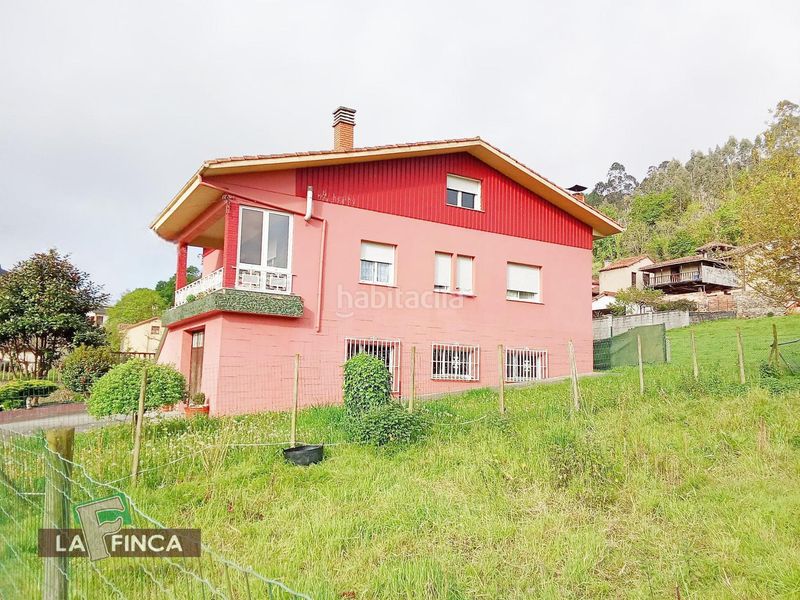 Foto 88bace42-6c5f-4f75-b07b-27ed29d76d6c. Casa amb calefacció aparcament a Carbayin-Lieres-Valdesoto Siero