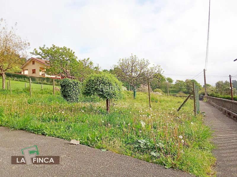 Foto ff96ff20-feb7-410a-a22d-5fd8cda24f51. Casa amb calefacció aparcament a Carbayin-Lieres-Valdesoto Siero