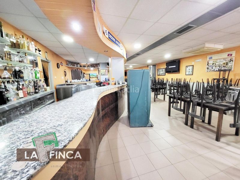 Foto 9c5d49dd-1895-436f-9601-35bc5644da7d. Edificio in Pravia