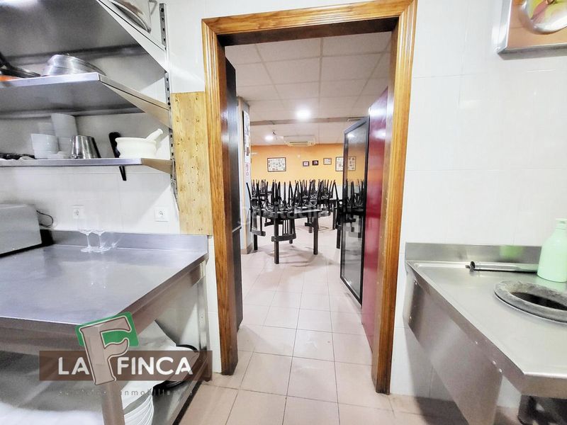 Foto d42fb048-9caa-4b2d-ba37-c14dfcf0ab0d. Edificio in Pravia