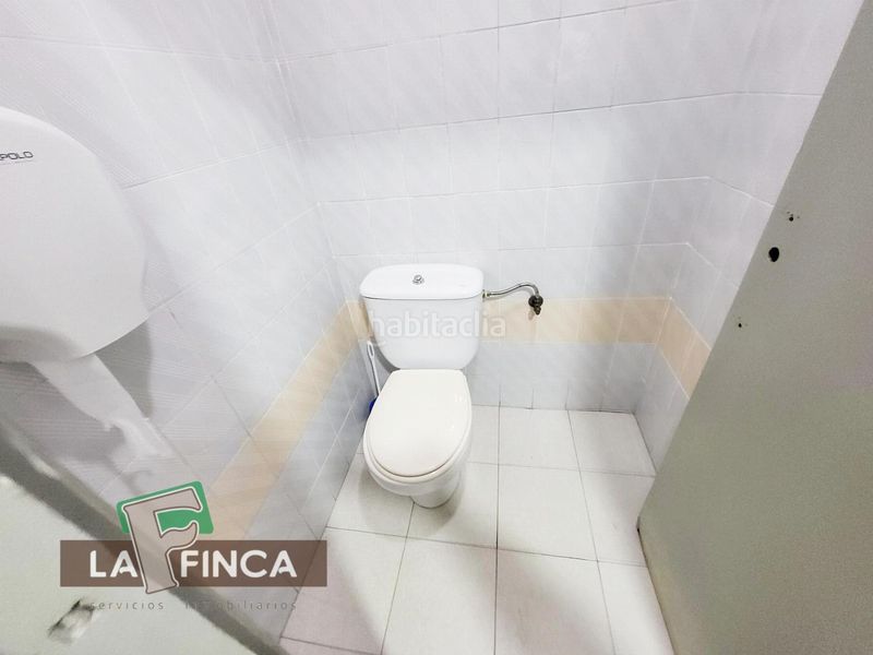 Foto d5e4af2b-76ac-44c6-9d42-30058258ce0f. Edificio in Pravia