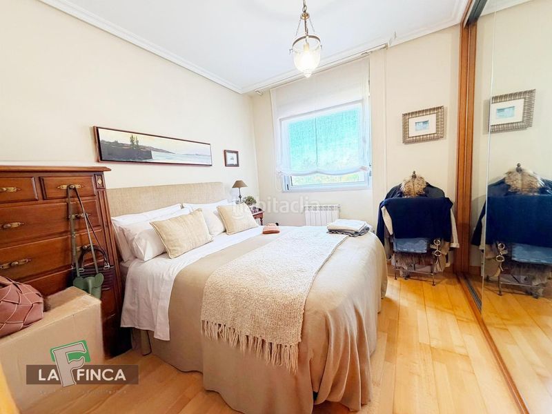 Foto 752b0818-ae77-45f5-ac32-cb9b49bdcdc4. Pis amb calefacció a Salinas Castrillón