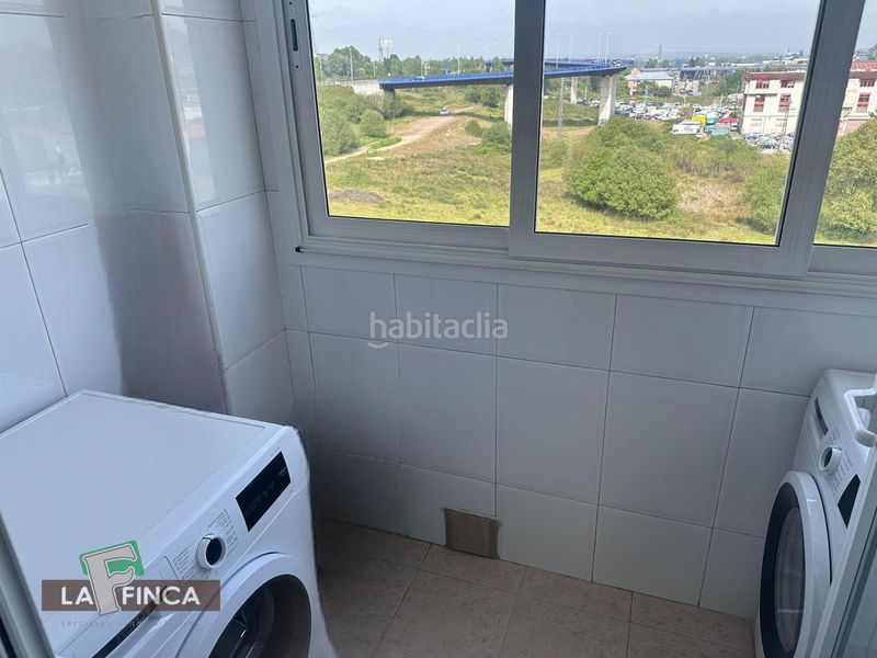 Foto 556328d7-cd1d-4c6e-b5f9-70534143e7d7. Pis amb calefacció aparcament a Ventanielles Oviedo