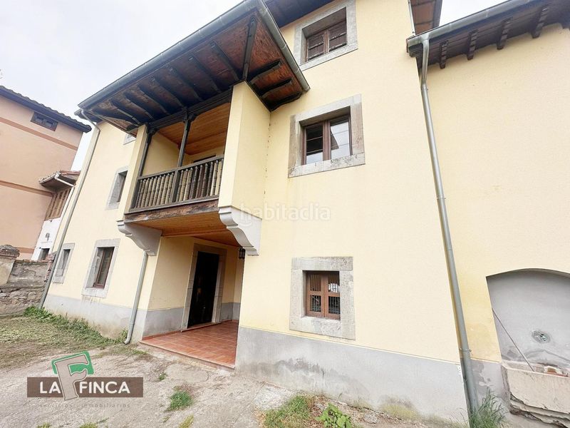 Foto 29035f17-8368-4d12-9089-361c8667def0. Casa amb calefacció aparcament a Pravia