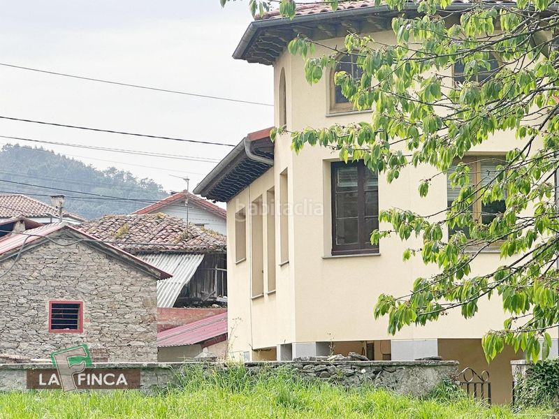 Foto 2ca764eb-8d39-4f1e-9e9e-9a5f113a58b8. Casa amb calefacció aparcament a Pravia