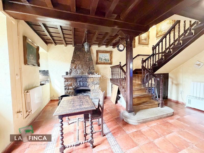 Foto da5088cb-03a5-48d4-a77e-789fb843d8d2. Casa amb calefacció aparcament a Pravia