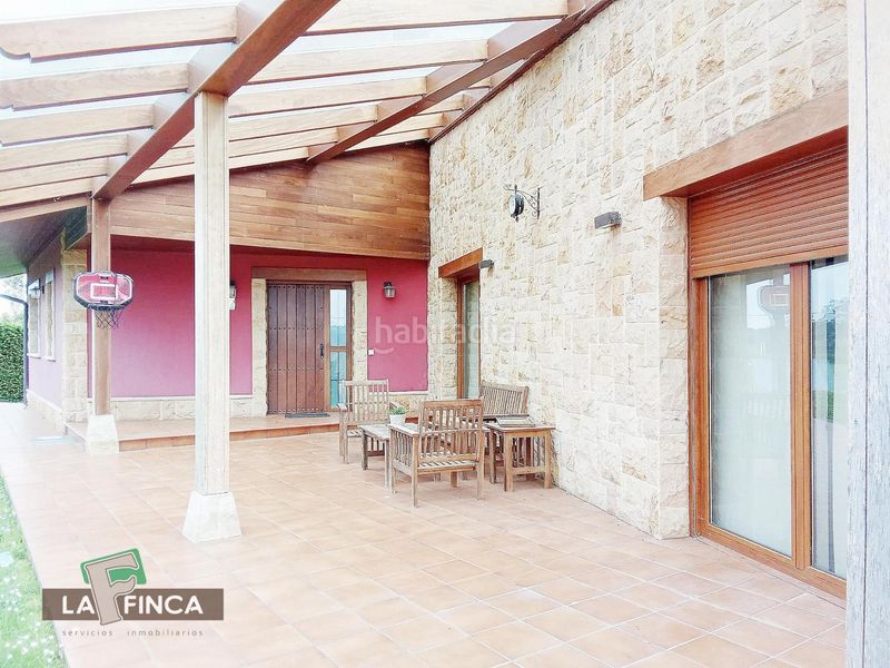 Foto 2abf583f-3a0d-4879-848b-de0615b27678. Chalet  en Luanco-Aramar-Antromero Gozón