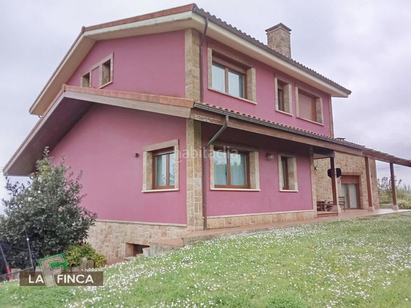 Foto e7aae7ea-2bff-4402-aa56-5dd8968be9ea. Chalet  en Luanco-Aramar-Antromero Gozón