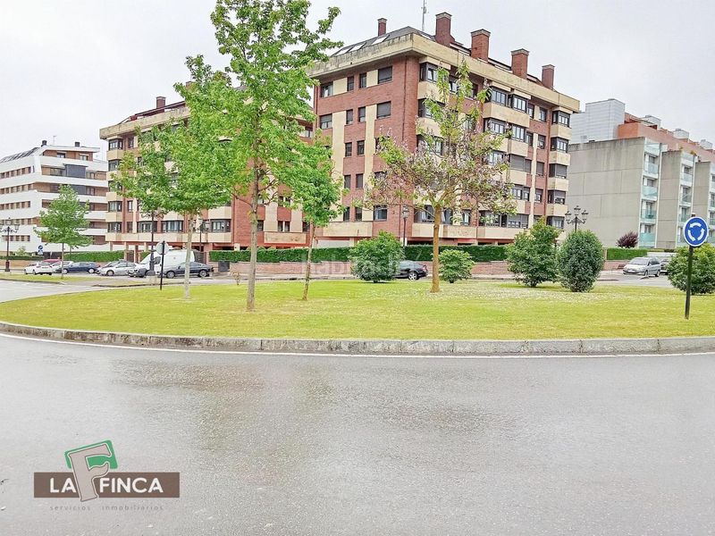 Foto 563b98f3-806d-4a61-a7f1-9cd7f6fa2bcf. Àtic amb calefacció aparcament piscina a Ciudad Naranco - Prados de La Fuente Oviedo