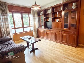 Flat  Villafria. Oviedopiso