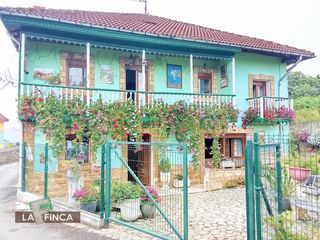 House  Latores. Oviedocasa