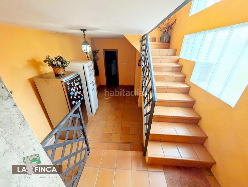 Foto 020ba12e-4f48-45b3-aef9-5e61456c2184. Casa amb calefacció aparcament a Noreña