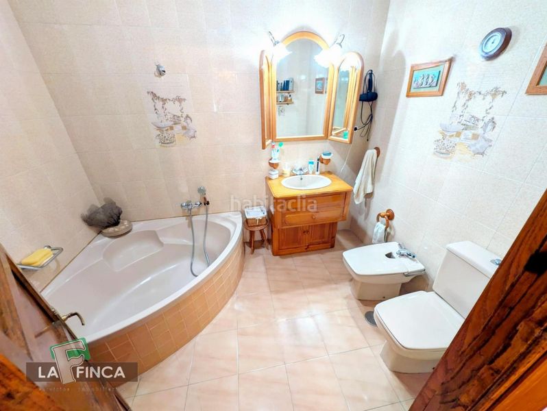 Foto b20f97b5-777f-41d6-bb45-082040a2c069. Casa amb calefacció aparcament a Noreña