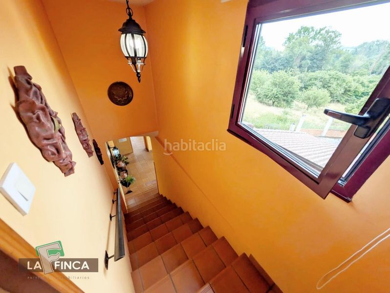 Foto d7804a8d-0dd9-427b-8855-443556db1d80. Casa amb calefacció aparcament a Noreña