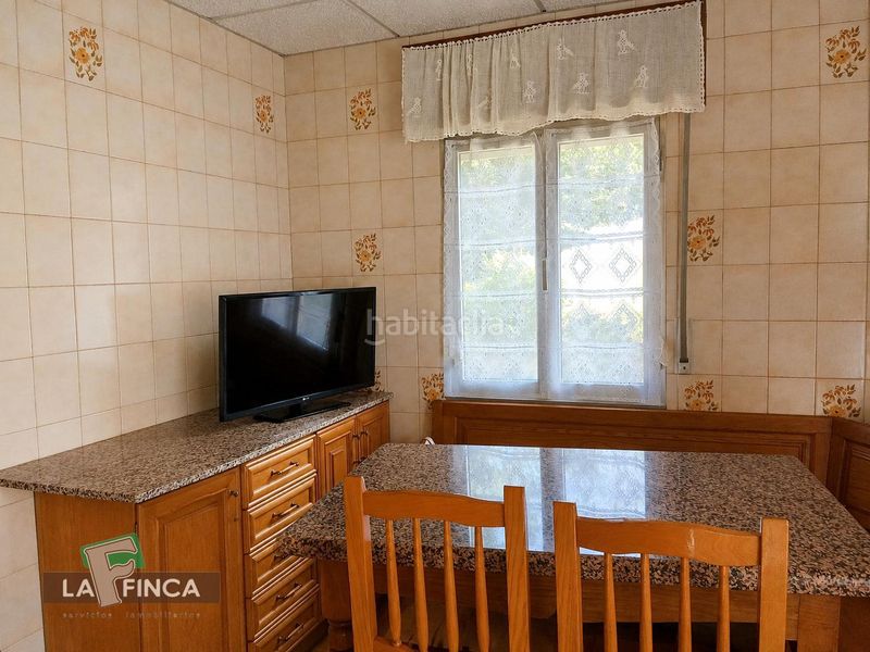 Foto aa7d46e9-e2e0-4e4e-8fbc-218e98c7ed19. Casa amb calefacció aparcament a Belmonte de Miranda