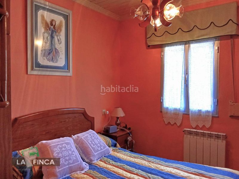 Foto c2a2d1d5-1939-4fe0-9b0b-6aed999559a2. Casa amb calefacció aparcament a Belmonte de Miranda
