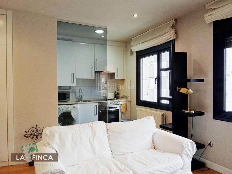 Foto e505b443-0edd-4343-99c2-883679ab20c2. Apartament amb calefacció aparcament a El Coto Gijón