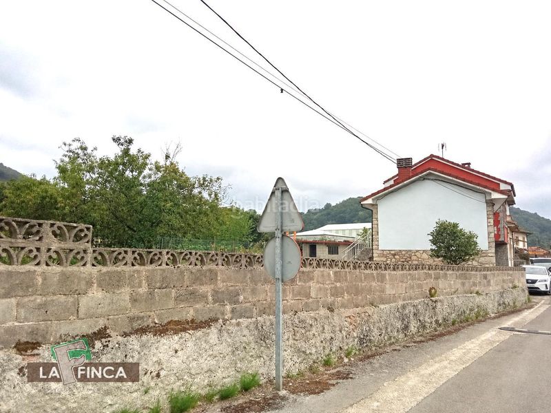 Foto 090d6abd-b8a8-46a9-ab8f-93e85eceec4e. Casa adossada amb calefacció aparcament a Ribera de Arriba