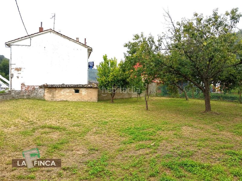 Foto d594c063-02b1-4fa0-8c0d-3bf38624fa2b. Casa adossada amb calefacció aparcament a Ribera de Arriba