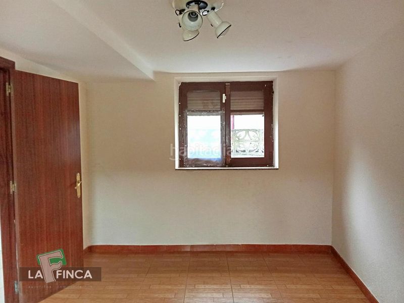 Foto da739b40-cd0d-48d0-b10c-2b614e022110. Casa adossada amb calefacció aparcament a Ribera de Arriba