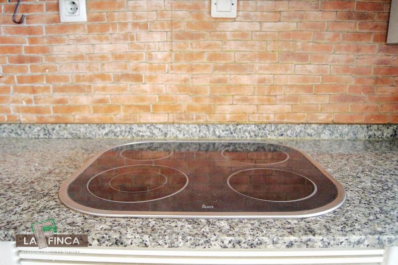 Foto 40c656b2-b333-43cc-827e-450fdad0f14a. Estudi amb calefacció a Ciudad Naranco - Prados de La Fuente Oviedo