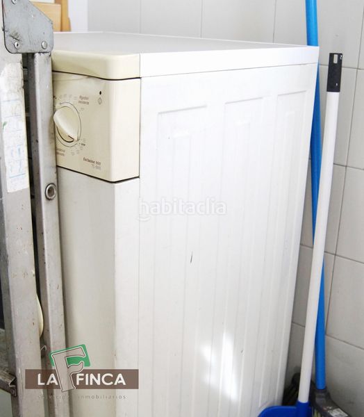 Foto aa0665b8-7382-4349-8d81-2147e8294d40. Estudi amb calefacció a Ciudad Naranco - Prados de La Fuente Oviedo