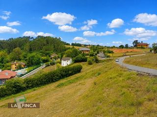 Terreny residencial a ESCAMPLERO