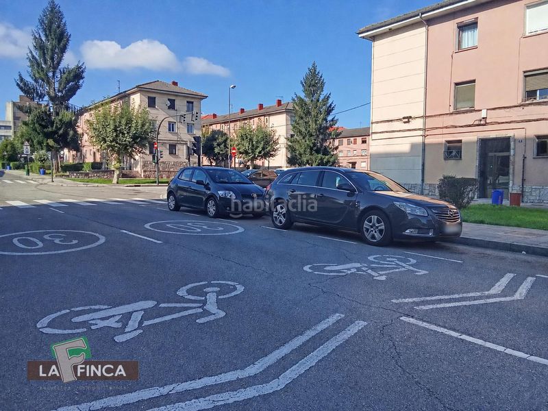 Foto 21fcfdd7-22ac-4218-a90c-a7b56c85552a. Piso  en Ventanielles Oviedo