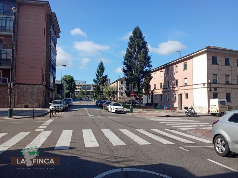 Foto b2a5fc13-f63e-480a-9fea-236d235e3579. Piso  en Ventanielles Oviedo