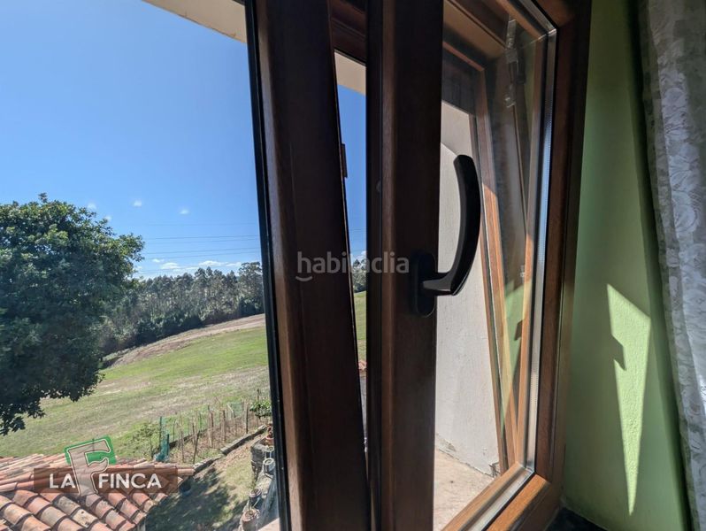 Foto 1a66c39d-f909-46a8-bece-bfb770b2e217. Casa amb aparcament a Carreño