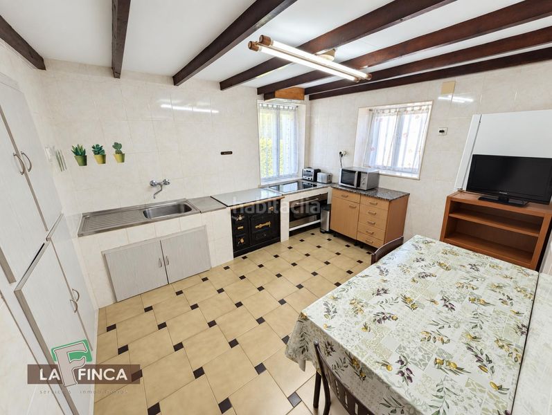 Foto 3d9daa56-2a2c-43ed-bf0a-86c832a91a08. Casa amb aparcament a Carreño