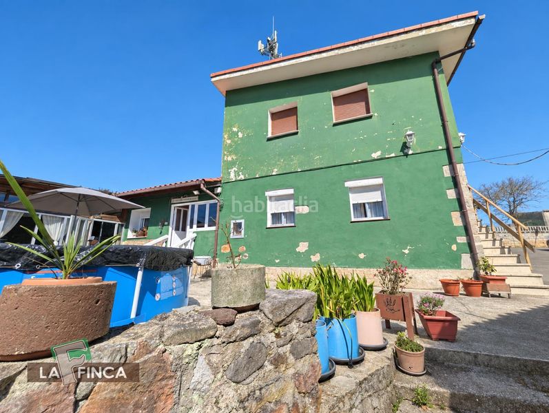Foto 5c7eac04-5cac-495d-a6bc-ba81794fa9b9. Casa amb aparcament a Carreño