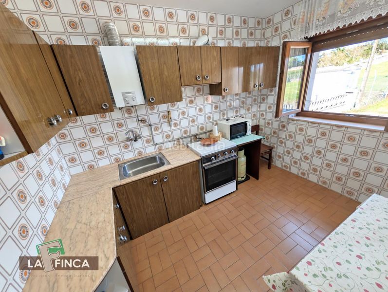 Foto 9e7b5a83-667e-4b27-bd97-ef44726a1131. Casa amb aparcament a Carreño
