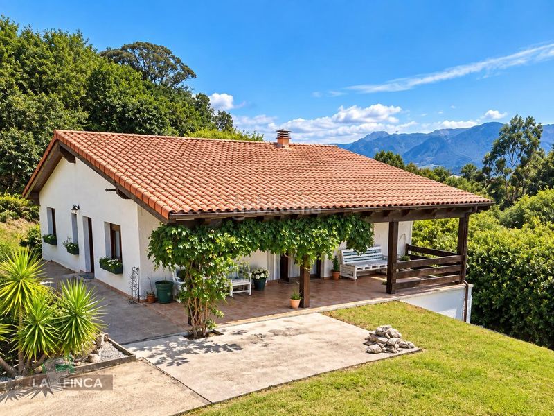 Foto 7fb82522-5311-436a-ab00-bb02ef5a0b5b. Chalet concejochalet en Ribadesella