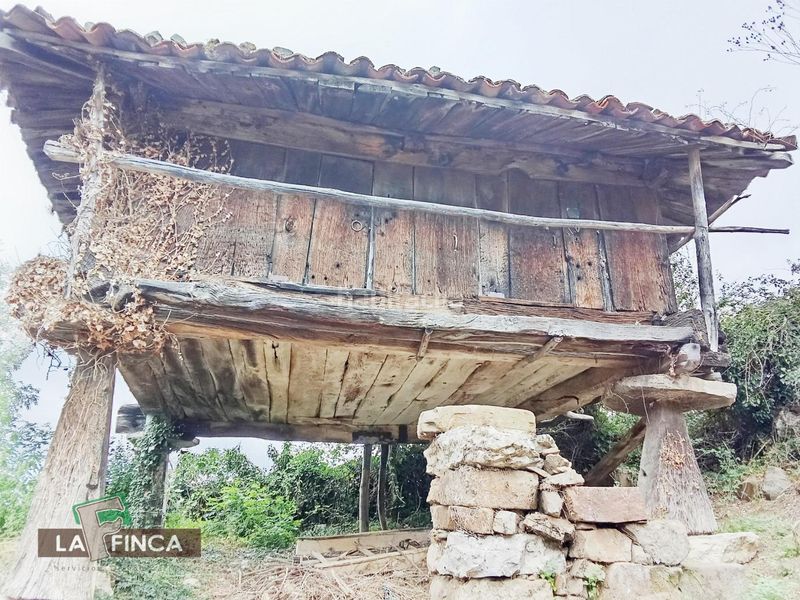 Foto 54fd3e19-be26-4bf3-80d1-0bb8801add5d. Casa adossada a Quirós