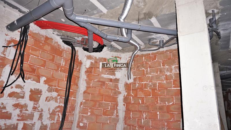 Foto 602fa7f6-6043-409a-a7f6-5d37ee8e0897. Alquiler local comercial en La Felguera Langreo