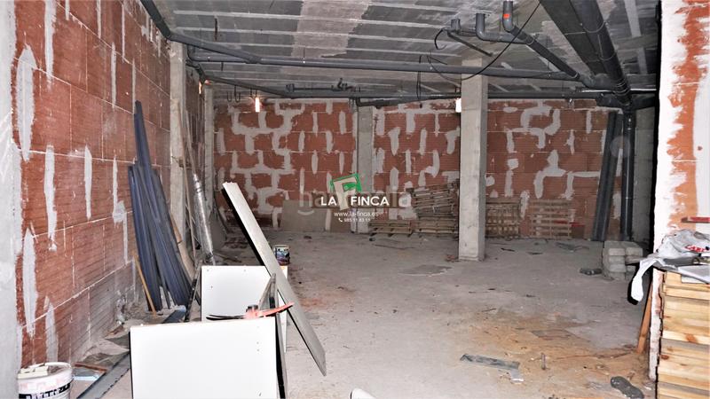 Foto 611a208e-7420-4a58-9e85-2e61aa71152c. Lloguer local comercial a La Felguera Langreo