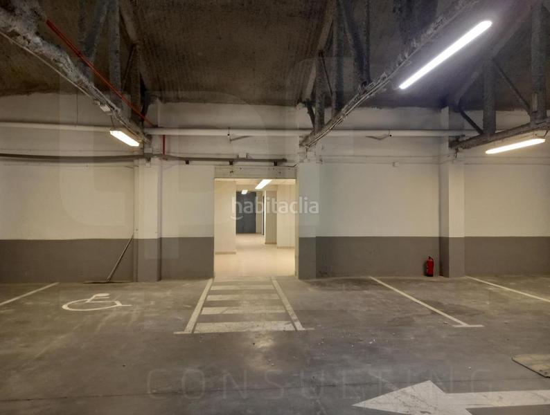 Foto c9cc0f09-c459-47b6-b81d-49c9a0641255. Alquiler nave industrial en carrer maria zambrano 20 nave de 1.200 m en Mislata
