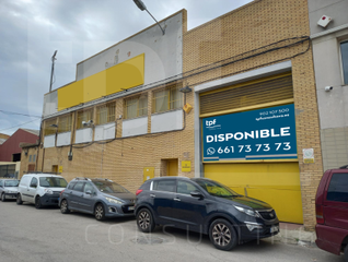 Nau industrial  Doctor fleming. Nave industrial de 1.873 m en quart de poblet
