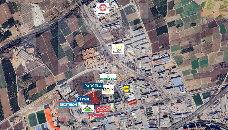 Foto c10726ed-0756-494f-97a3-a5ef44f4cff5. Solar industrial a Xàtiva