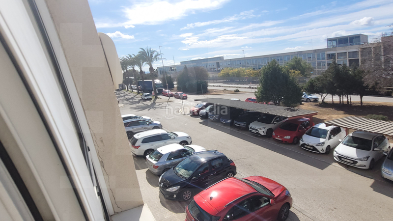 Foto c33af0fb-cf3a-42ad-8920-844af0aae2a0. Alquiler oficina  de 119 m en Almussafes