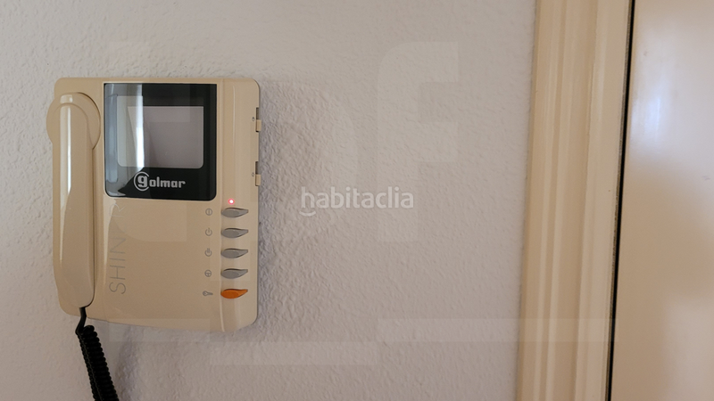 Foto c8e74b7f-b6f2-4e03-bd3d-be9bb0124251. Alquiler oficina  de 119 m en Almussafes