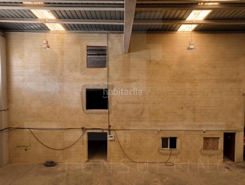 Foto 81fbf01f-ad29-431b-8cbd-18d71accc03d. Alquiler nave industrial  de 1.297 m en ribaroja en Riba - roja de Túria