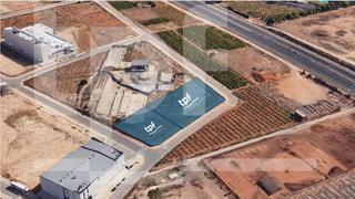 Terreny residencial  P.i. la coma. Terreno industrial urbano de 6.420 m en picassent