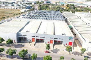 Lloguer Nau industrial  Carrer dels fogainers. Nave logística de 1.374 m  en ribaroja de túria