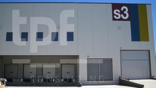 Location Bâtiment à usage industriel à Riba - roja de Túria. Nave logística de 1.483 m en ribaroja del túria valencia