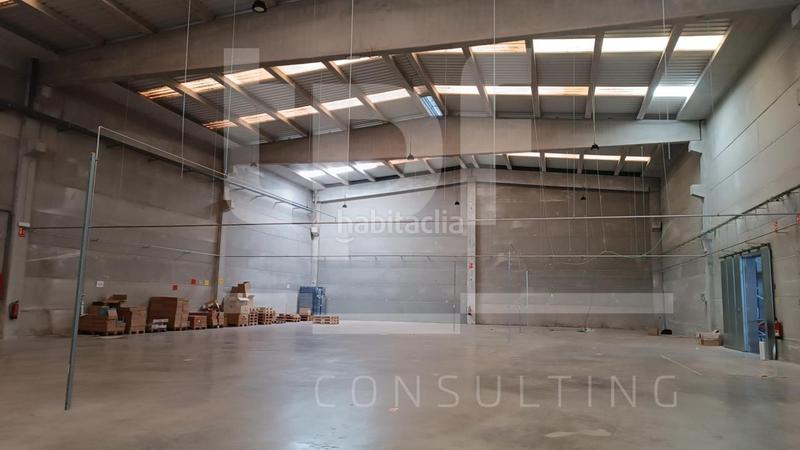 Foto 06884323-a398-4e9e-a0df-b0b0d19a8855. Alquiler nave industrial  de 1.066m en Paterna