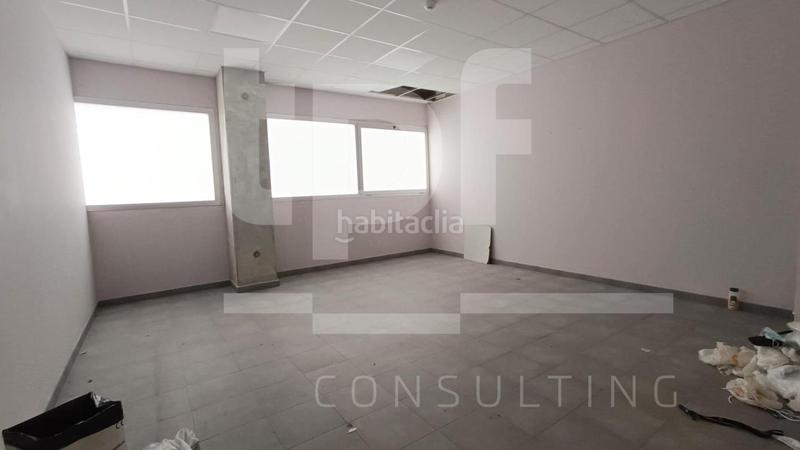 Foto 353b6254-66fc-458e-bb3e-5ad71f1b219d. Alquiler nave industrial  de 1.066m en Paterna
