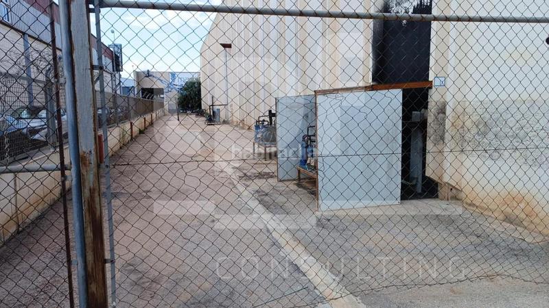 Foto 72728ce0-65a6-44e0-9e99-23865d5b655b. Alquiler nave industrial  de 2.100 m en ribaroja en Riba - roja de Túria