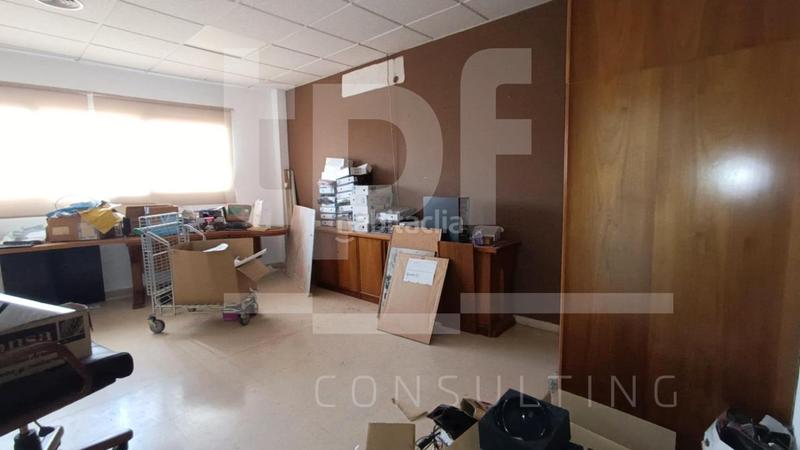 Foto 83a3c2a9-9776-4139-8f4b-83c6196f3065. Alquiler nave industrial  de 2.100 m en ribaroja en Riba - roja de Túria